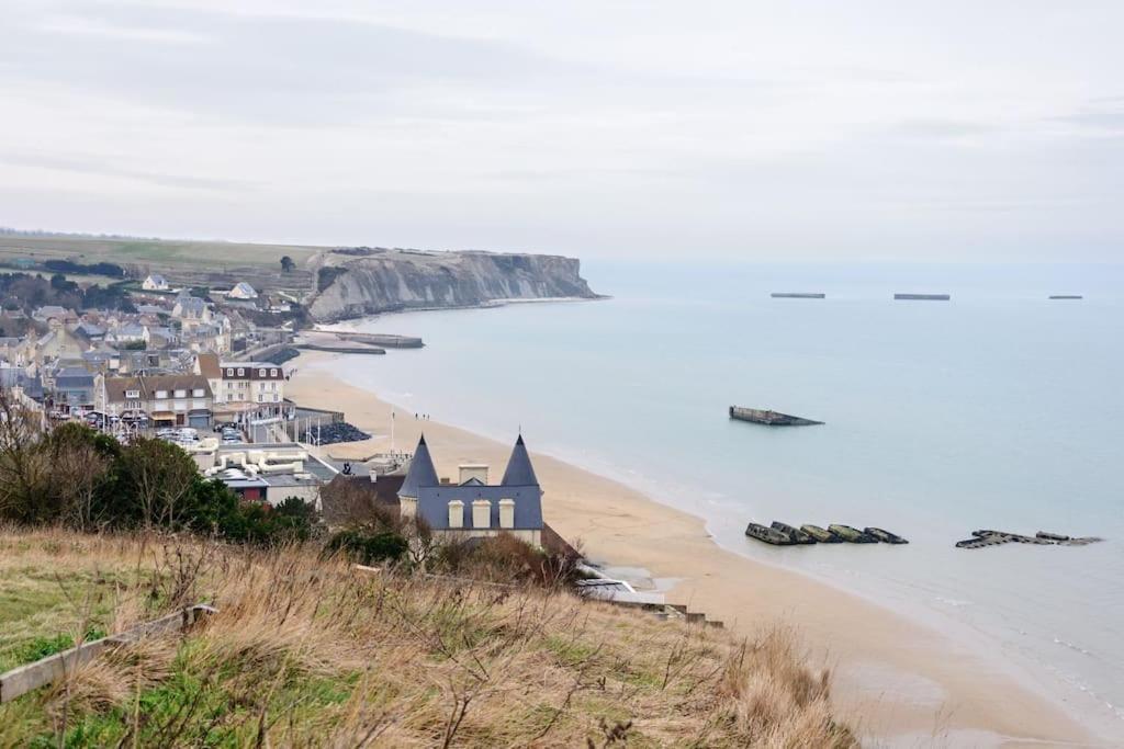 Le Joffre - Studio Sur La Digue En Centre Ville Arromanches-les-Bains Extérieur photo