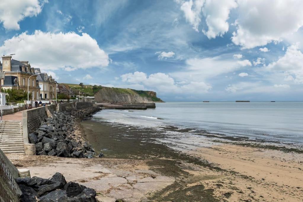 Le Joffre - Studio Sur La Digue En Centre Ville Arromanches-les-Bains Extérieur photo